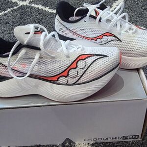 Saucony Endorphin Pro White and Black with Red Accents